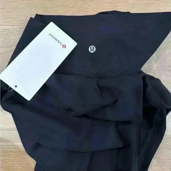 NWT LULULEMON HAWAII EXCLUSIVE align HR pant 28” length Sz 12 - Picture 3 of 5